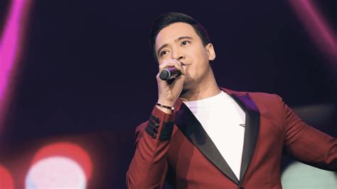  Enchanted Hearts Konseri: Erik Santos ve Unutulmaz Bir Gece!