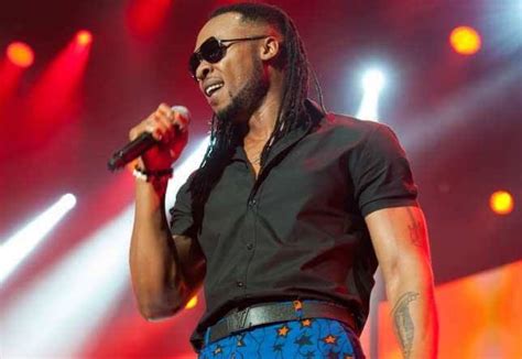  Flavour Fest: Burgeoning Nigerian Music Star Flavour Explodes onto Istanbul Stage!